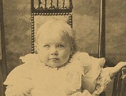 Verena Mildred Trickey Third child and eldest daughter of John Thomas Trickey and Hannah Rosina Budding, Newport, Monmouthshire, Wales circa 1907.