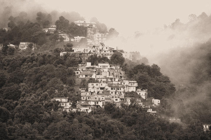 A Misty Kasauli